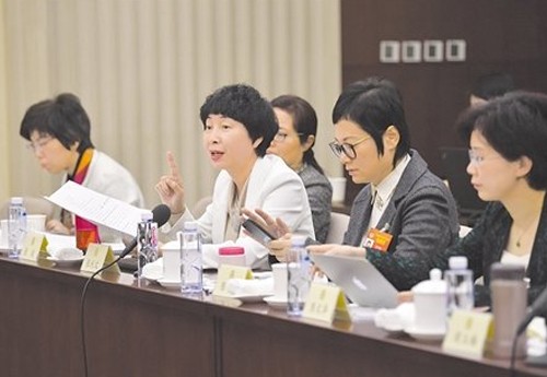 代表委員熱議鞏固擴大大氣污染治理成果：不松勁，堅決打贏藍天保衛(wèi)戰(zhàn)