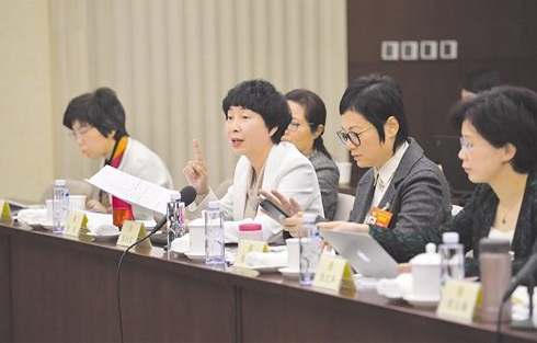 代表委員熱議鞏固擴(kuò)大大氣污染治理成果:不松勁,堅決打贏藍(lán)天保衛(wèi)戰(zhàn) 代表委員熱議鞏固擴(kuò)大大氣污染治理成果:不松勁,堅決打贏藍(lán)天保衛(wèi)戰(zhàn)
